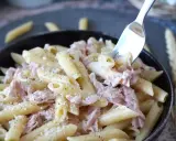 Pasta panna e prosciutto: ricetta cremosa, veloce e infallibile