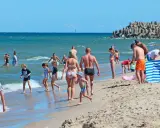 Ile kosztuje nocleg nad morzem? Zaplanuj budżet, znajdź okazje