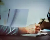Prawnik: Kto to? Adwokat, radca, sędzia poznaj kluczowe różnice!