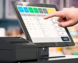 Un TPV hostelería que es un sistema de punto de venta táctil, con impresora, para gestionar un negocio.