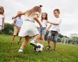 Ruch dziecka: Klucz do zdrowia, nauki i pewności siebie?