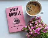 Folwark zwierzęcy: Czy Orwell przewidział XXI wiek? Analiza