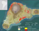 Mapa pokazuje, gdzie są Wyspy Wielkanocne, z zaznaczonymi ogrodami skalnymi (żółte i czerwone punkty) i drogami.