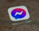 Ikona aplikacji Messenger. Chcesz wiedzieć, jak usunąć konto na Messengerze? Tutaj znajdziesz instrukcje.