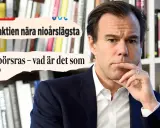 Karl Johan Persson funderar över H&M:s börsras. Aktien närmar sig en nioårslägsta.