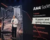 Kobieta prezentuje płytę główną AM4, podkreślając długowieczność procesorów Ryzen na tej platformie.