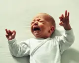 Syndrom dziecka potrząsanego: Czy rozpoznasz objawy? Ratuj życie!