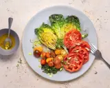 Insalata Pomodori e Lattuga: Ricette e Segreti per un Piatto Perfetto