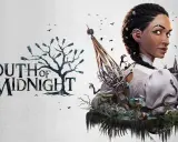 Kobieta z warkoczami i ozdobami na twarzy, otoczona mrocznym, baśniowym krajobrazem z drzewem i aligatorem. Tytuł gry "South of Midnight" w tle.