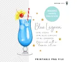 Ein leuchtend blauer Blue Lagoon Cocktail mit Eiswürfeln, garniert mit Zitrone und Kirsche. Rezeptangaben sind sichtbar.
