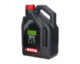 Motul 5W-40: Kluczowe różnice i idealny wybór dla Twojego silnika