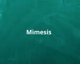 Biały napis "Mimesis" na zielonej tablicy. To pojęcie kluczowe dla zrozumienia, jak literatura naśladuje rzeczywistość.