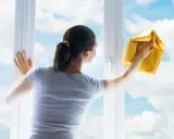 Jak skutecznie myć okna bez smug? Sprawdzone metody i triki