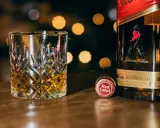 Z jakim sokiem whisky? Odkryj idealne połączenia i proporcje