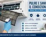 Mani con guanti blu puliscono il filtro del condizionatore. La pulizia dei condizionatori garantisce aria sana e risparmio.