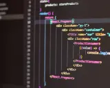 Gotowe skrypty JavaScript w React. Fragment renderuje listę produktów, każdy z konsolą logującą wartość.