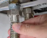 Burbujas de jabón indican que la caldera pierde agua. ¡Es peligroso!