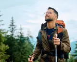 Jakie okulary w góry? Ekspert radzi: Chroń wzrok na szlaku!