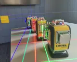 Niwelator czy poziomica laserowa? Wybierz idealne narzędzie!