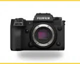 Czarny aparat Fujifilm xh2 z obiektywem.