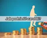 Sylwetka człowieka wspina się po stosach monet, symbolizując drogę do lepszych zarobków. To wizualizacja, jak praca na studiach może prowadzić do finansowego sukcesu.