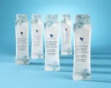 Kilka saszetek Forever Marine Collagen z witaminą C, biotyną i cynkiem. Sprawdź atrakcyjną forever marine collagen cena!