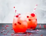 Walentynkowe drinki: Proste przepisy na romantyczny wieczór we dwoje