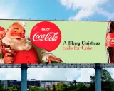 Papá Noel y un duende sirviendo Coca-Cola en un cartel publicitario. Partes de un cartel publicitario con el lema "A Merry Christmas calls for Coke".