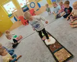 Zajęcia sensoryczne dla dzieci: Klucz do harmonijnego rozwoju