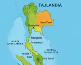 Mapa pokazuje, gdzie leży Tajlandia, z zaznaczonymi miastami jak Bangkok, Chiang Mai i wyspami Phuket i Koh Samui, otoczona Morzem Andamańskim i Zatoką Tajlandzką.
