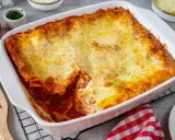 Herzhafte Lasagne mit geschmolzenem Käse, ein köstlicher creme fraiche ersatz für Ihre nächste Lasagne-Kreation.