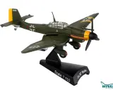 Modellflugzeug Ju 87 Stuka im Maßstab 1:110, dunkelgrün mit gelben Markierungen und Kreuzen.