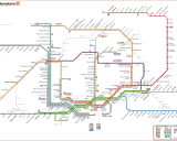 Mapa turystyczna Barcelony z liniami kolejowymi Rodalies. Zobacz, jak łatwo zaplanować podróż po mieście i okolicach.