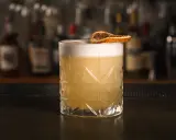 Zrób Whisky Sour jak profesjonalista: Klasyczny przepis + triki