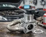 Twój diesel traci moc? Zapchany EGR: objawy, diagnoza, naprawa.
