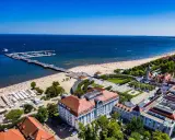 Sopot: plaża, molo, park i hotele dla dorosłych Polska. Idealne miejsce na relaks nad Bałtykiem.