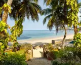Rajska plaża na Madagaskarze, idealna na wakacje. Kiedy jechać? Najlepiej od kwietnia do grudnia, gdy jest sucho i słonecznie.