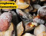 Grzyby gotowe do mrożenia, posypane cukrem pudrem. Dowiedz się, jak przygotować grzyby do mrożenia, by cieszyć się ich smakiem przez cały rok.
