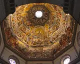 Fresque spectaculaire du **duomo Florence interieur**, une vision céleste et infernale peinte sur la coupole.