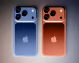 Dwa iPhone'y: niebieski i miedziany. Różnica między iPhone Pro a zwykłym często tkwi w aparacie.