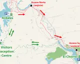 Mapa szlaku Caminito del Rey z zaznaczonymi parkingami, wejściami i drogą.