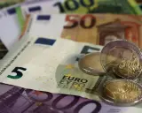 Euro banknoty i monety, które są teraz walutą w Chorwacji.