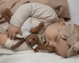 Spokojny sen z przytulanką: Jak nauczyć dziecko bezpiecznie zasypiać?