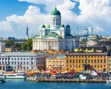Helsinki atrakcje: Katedra Uspieńska i tętniący życiem targ nad wodą.