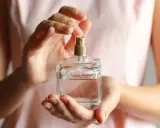 Perfumy na co dzień: Sekrety wyboru i aplikacji. Pachnij subtelnie!