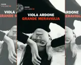 Copertina del libro "Grande Meraviglia" di Viola Ardone, con il volto di una ragazza capovolto.