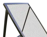 Solidne sito do piachu, idealne do przesiewania materiałów budowlanych. Metalowa konstrukcja zapewnia trwałość.