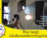 Mann poliert Wohnmobil-Außenhaut, um sie zu **versiegeln**. Thema: Nano- vs. Keramikversiegelung für Wohnmobile.