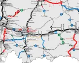 Trasa kolejowa w okolicach Nowego Sącza, z zaznaczonymi odcinkami istniejącymi i w realizacji.