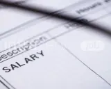 Zarobki pracownika biurowego w Polsce: Mediana, widełki i jak je zwiększyć.